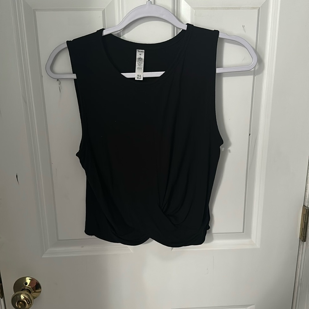 alo yoga top